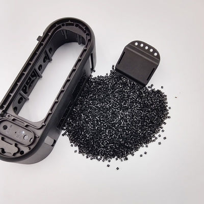 Granulés de TPU polyéther recyclé GRS conçus avec des propriétés de pliage et de traction supérieures pour l'industrie