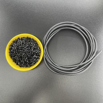 Slijtvaste Polyether TPU Polymere Pellets Met Hoge Hitte- en Chemische Bestendigheid Voor Industriële en Technische Toepassingen Injectiekwaliteit en Extrusiekwaliteit