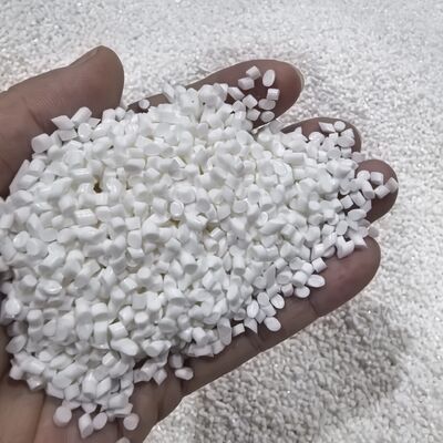 TPU Condutivo de Alta Resistência Oferecendo Resistência Superior ao Desgaste, Resistência à Tração e Desempenho de Dobra para Produtos Poliméricos Duráveis