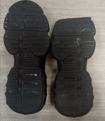 Globle Recycled Standard GRS Certificate TPR Material For Shoe Soles Outer Sole With Super Elongation Wear-resistant